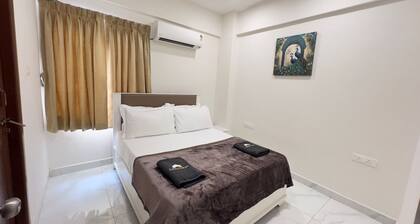 LUSHVISTAS Serviced Apartment