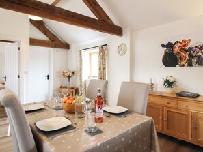 Dining - Oak Barn (Shrewsbury)