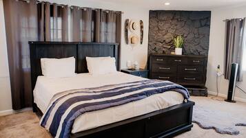 4 bedrooms, desk, iron/ironing board, WiFi