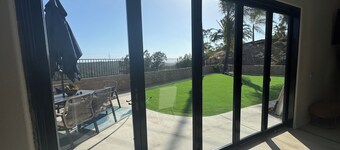 Welcome to San Diego’s Poway Paradise, your private oasis on Sycamore Canyon!