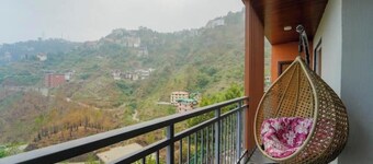 luxury 3BHK Apartment White Breeze Flexigo Stays