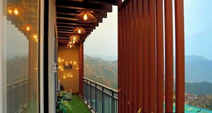 The Cloud Villa -Luxury 2BHK Flexigo Stays