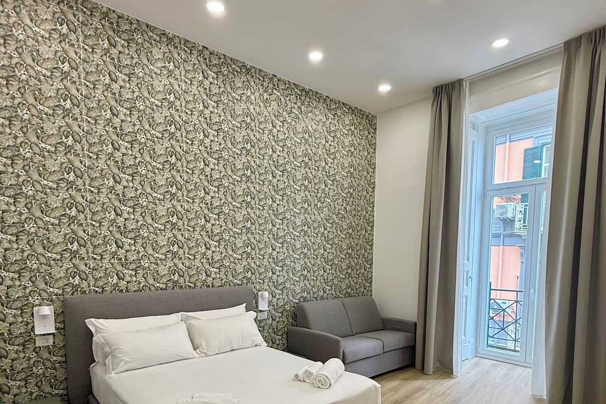 In-room safe, desk, laptop workspace, blackout curtains