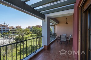 Apartment | Outdoor dining - Golfside Apartment With Large Terrace (Ayamonte)