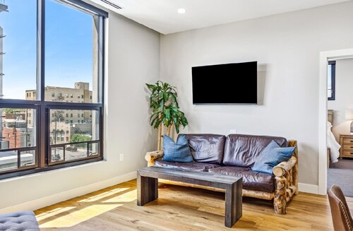 Executive 2 Bedroom Condo in downtown Bozeman