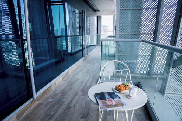 Apartment (1 Bedroom) | Interior