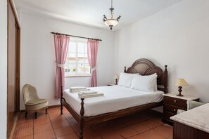 3 dormitorios, wifi gratis, ropa de cama