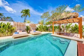 Pool - Villa Atlanta - Luxury 7BDR, Prime Location (Kecamatan Kuta)