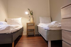 3 bedrooms, WiFi, bed sheets