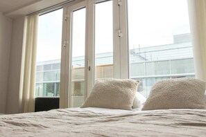 Desk, WiFi, bed sheets - Cozy Studio in Central Tromsø (Tromsø)