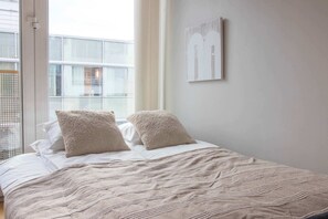 Unclassified image, 5 of 28, button - Cozy Studio in Central Tromsø (Tromsø)