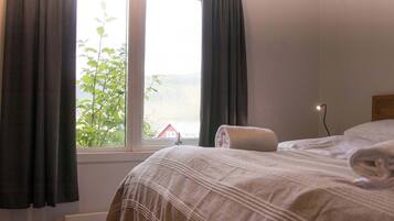 2 Schlafzimmer, Schreibtisch, WLAN, Bettwäsche