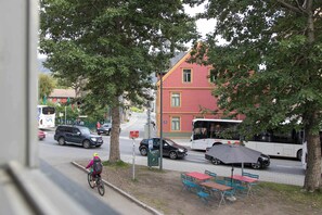 Outdoor dining - Heart of Tromsø Cozy apartment (Tromsø)