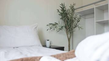 2 bedrooms, WiFi, bed sheets