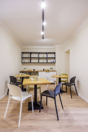 Dining - Terrazze tra i musei - Studio 7B (Naples)