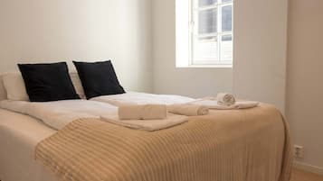 2 bedrooms, WiFi, bed sheets