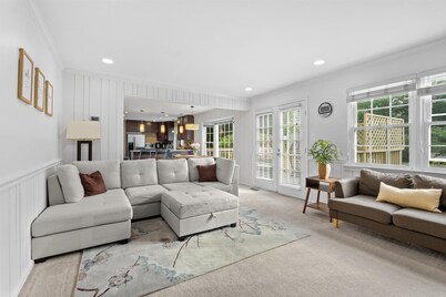 Beautiful | Spacious | 4 Bed/2bath