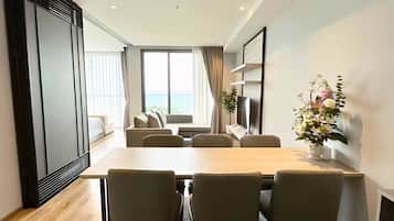 Appartement, 1 slaapkamer, toegankelijk voor mindervaliden, roken | Dineerruimte