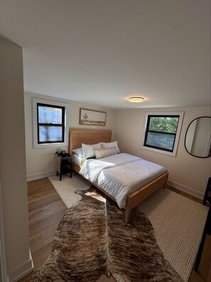 2 chambres, fer et planche à repasser, accès au Wi-Fi (inclus)