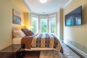 4 habitaciones, tabla de planchar con plancha y wifi gratis