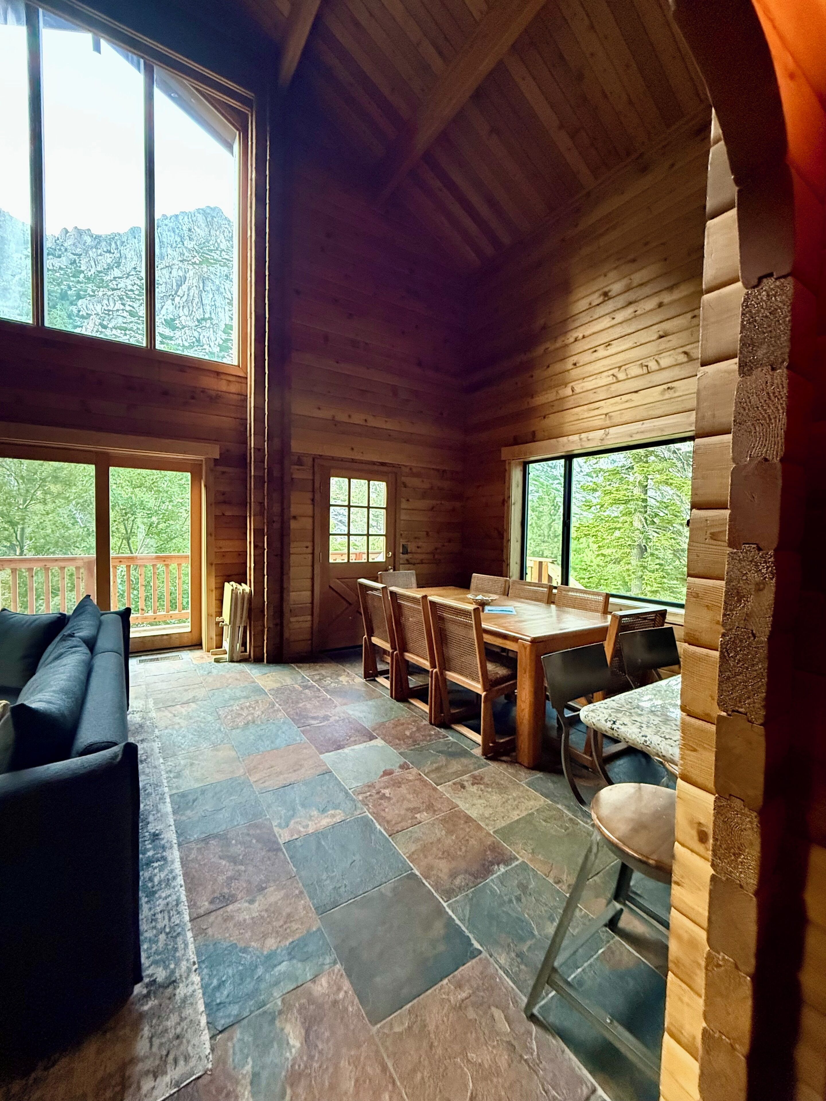 Tranquil 3-bedroom Cabin On Carson River In Markleeville - Indian Creek Reservoir, CA