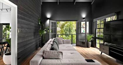 Eune House Close to Weddings and Wineries