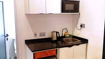 Fridge, microwave, dishwasher, electric kettle
