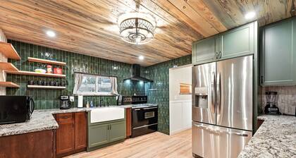 Mountain Serenity Retreat - Larkspur Retreat