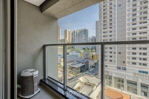 Basic Apartment | Interior