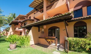 Basic Apartment | Exterior - Condominium With Gym and Pool in Guarajuba - Camacari GSH (Camaçari)
