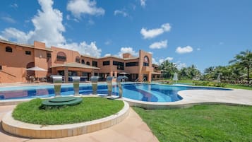 Piscina all'aperto