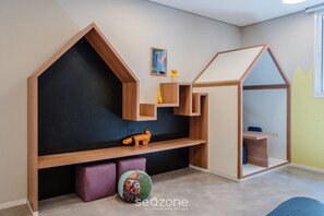 Basic Apartment | Children’s area