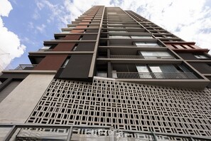 Basic Apartment | Exterior