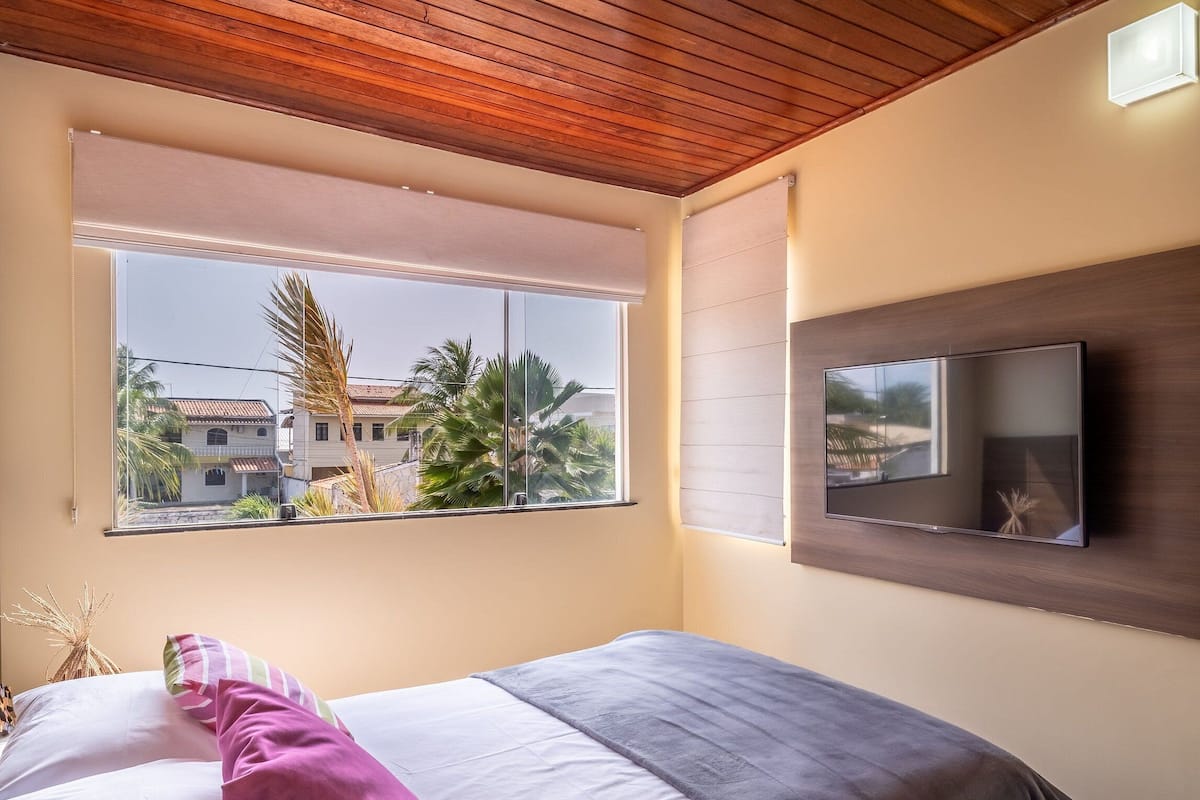 Basic Villa | 5 bedrooms, free WiFi