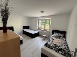 2 Schlafzimmer, kostenloses WLAN, Bettwäsche