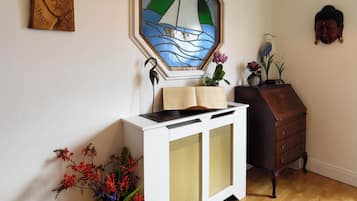 Deluxe House, 2 Bedrooms, Sea View | Living area