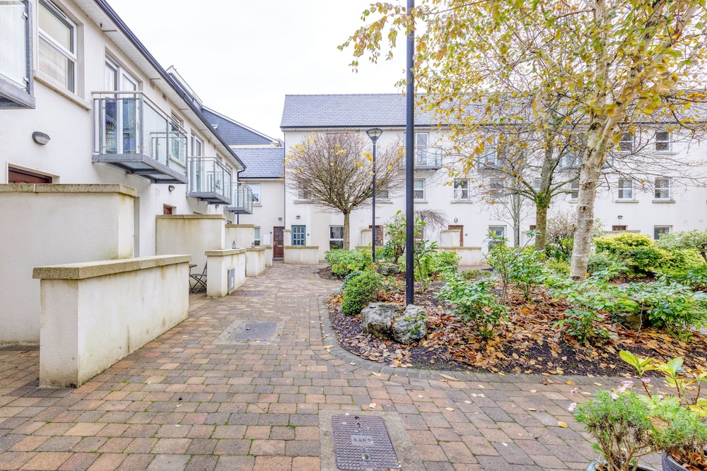 The Herons Rest Townhouse Bed & Breakfast Galway by null