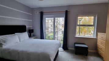 Deluxe House, 1 Bedroom, Balcony, Courtyard View | Iron/ironing board, cribs/infant beds, free WiFi, bed sheets