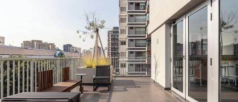 Basic Studio | Terrace/patio