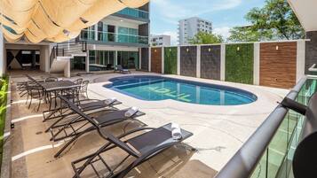 Piscina externa