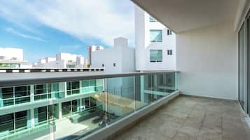 Habitación Deluxe, vista a la alberca | Wifi gratis