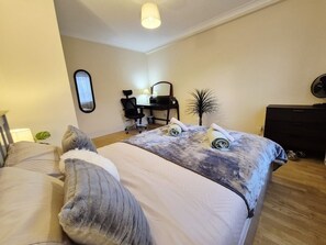 1 bedroom, iron/ironing board, Internet, bed sheets