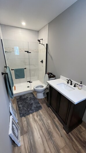 Towels, toilet paper
