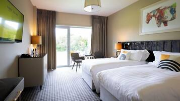 Standard Room, 2 Single Beds, Terrace (Paddock View)