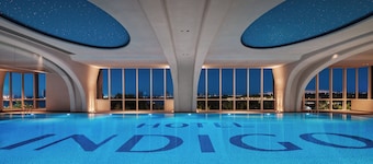Hotel Indigo Shanghai Harbour City By Ihg