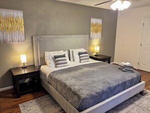 5 bedrooms, iron/ironing board, WiFi, bed sheets - Spacious 5BR Getaway w/ Pool & Play Areas /South Phoenix Stay (Phoenix)