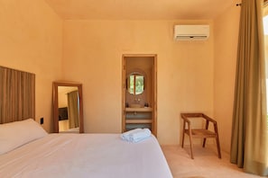 Standard Suite, 1 King Bed | In-room safe, iron/ironing board, free WiFi, bed sheets