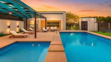 Piscina a l'aire lliure