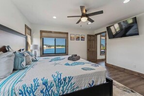 6 bedrooms, iron/ironing board, travel crib, free WiFi