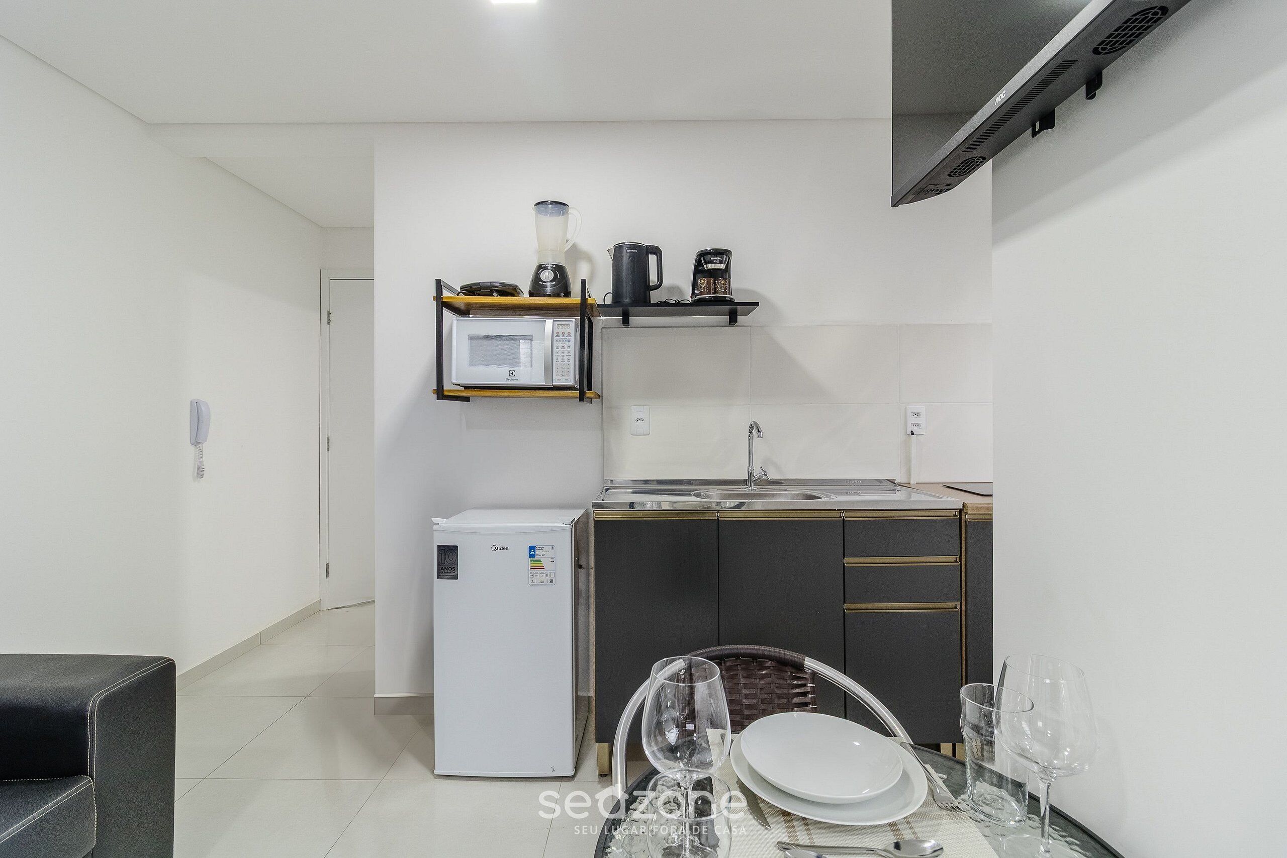 Departamento básico | Cocina privada